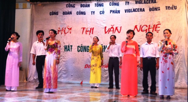 Hội thi tiếng hát công nhân lao động Viglacera Đông Triều